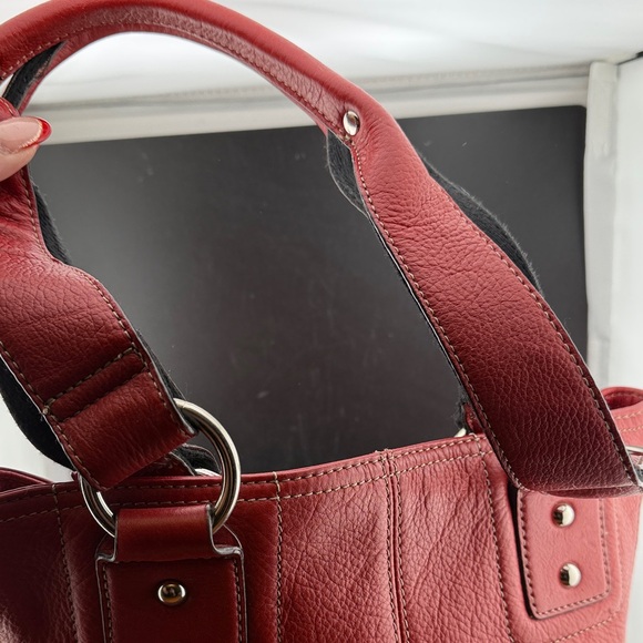 Tignanello Bold Red Leather Tote - Picture 6 of 10